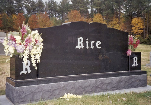 Everlasting Monument - Monument 47